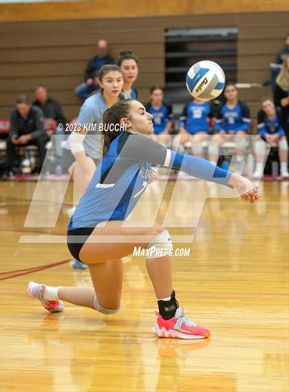 Thumbnail 1 in Shrine Catholic vs Regina (CHSL Cardinal Quarterfinal) photogallery.