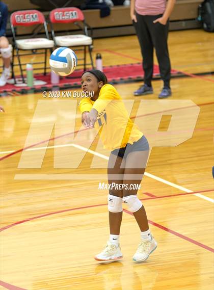 Thumbnail 3 in Shrine Catholic vs Regina (CHSL Cardinal Quarterfinal) photogallery.