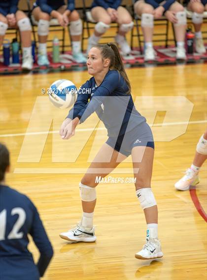 Thumbnail 2 in Shrine Catholic vs Regina (CHSL Cardinal Quarterfinal) photogallery.