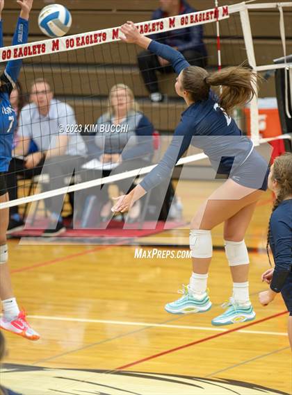 Thumbnail 2 in Shrine Catholic vs Regina (CHSL Cardinal Quarterfinal) photogallery.