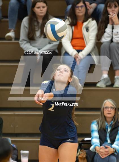 Thumbnail 2 in Shrine Catholic vs Regina (CHSL Cardinal Quarterfinal) photogallery.