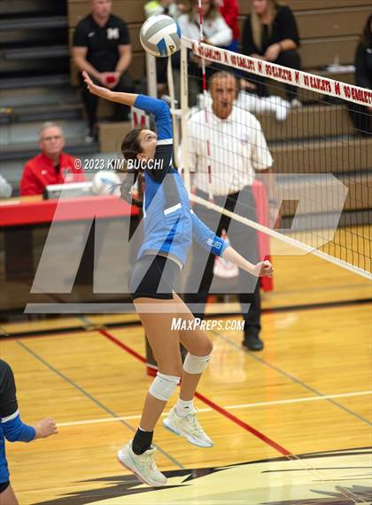 Thumbnail 2 in Shrine Catholic vs Regina (CHSL Cardinal Quarterfinal) photogallery.