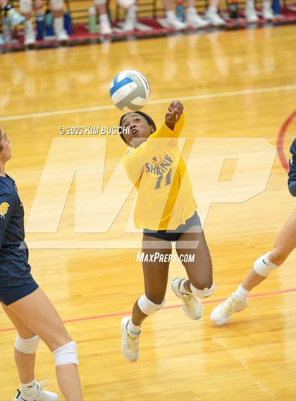 Thumbnail 1 in Shrine Catholic vs Regina (CHSL Cardinal Quarterfinal) photogallery.