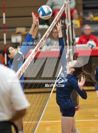 Thumbnail 3 in Shrine Catholic vs Regina (CHSL Cardinal Quarterfinal) photogallery.