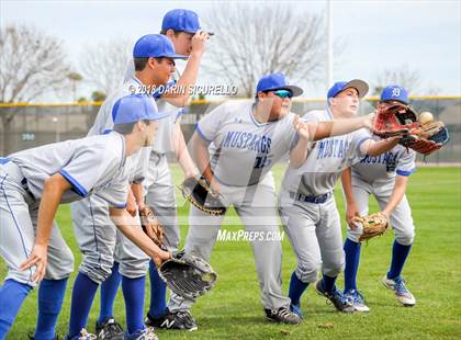 Thumbnail 1 in Dobson vs. Chapin (Bob Everett Classic)  photogallery.