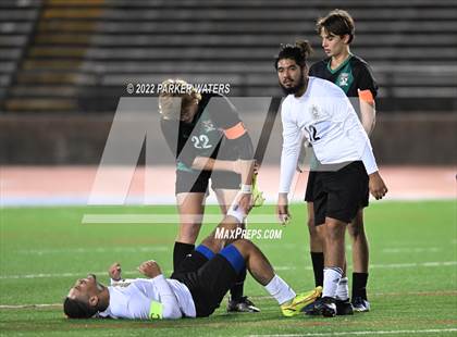 Thumbnail 1 in Bonnabel vs Benjamin Franklin (LHSAA Div II Regional) photogallery.