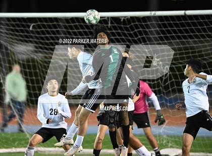 Thumbnail 2 in Bonnabel vs Benjamin Franklin (LHSAA Div II Regional) photogallery.