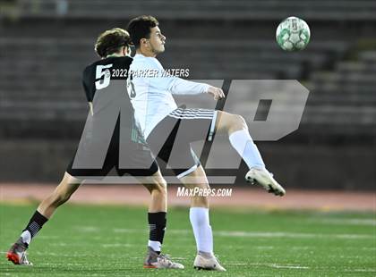 Thumbnail 3 in Bonnabel vs Benjamin Franklin (LHSAA Div II Regional) photogallery.