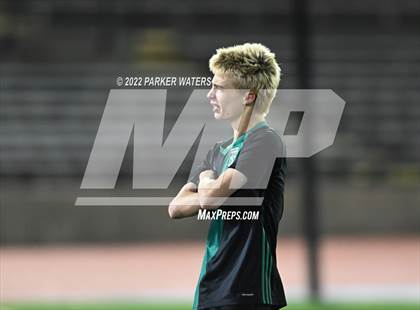Thumbnail 3 in Bonnabel vs Benjamin Franklin (LHSAA Div II Regional) photogallery.