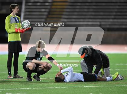 Thumbnail 2 in Bonnabel vs Benjamin Franklin (LHSAA Div II Regional) photogallery.