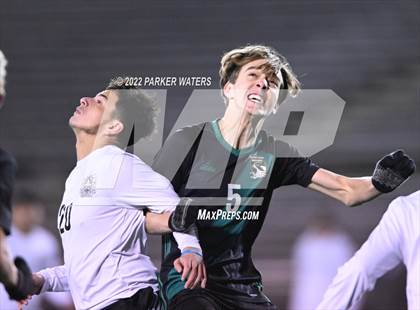Thumbnail 3 in Bonnabel vs Benjamin Franklin (LHSAA Div II Regional) photogallery.