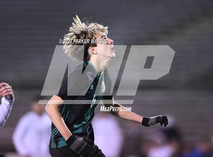 Thumbnail 2 in Bonnabel vs Benjamin Franklin (LHSAA Div II Regional) photogallery.