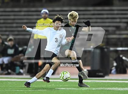 Thumbnail 3 in Bonnabel vs Benjamin Franklin (LHSAA Div II Regional) photogallery.