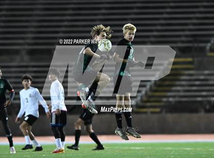 Thumbnail 3 in Bonnabel vs Benjamin Franklin (LHSAA Div II Regional) photogallery.