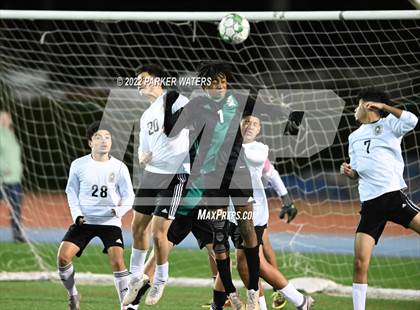 Thumbnail 3 in Bonnabel vs Benjamin Franklin (LHSAA Div II Regional) photogallery.