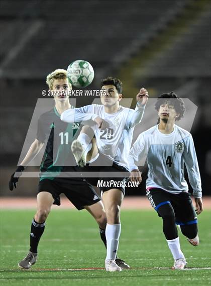Thumbnail 1 in Bonnabel vs Benjamin Franklin (LHSAA Div II Regional) photogallery.