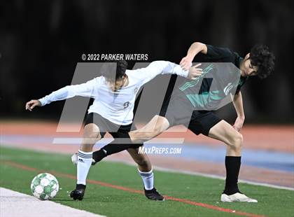 Thumbnail 3 in Bonnabel vs Benjamin Franklin (LHSAA Div II Regional) photogallery.