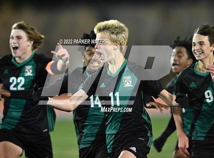 Thumbnail 2 in Bonnabel vs Benjamin Franklin (LHSAA Div II Regional) photogallery.