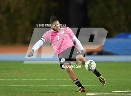 Thumbnail 3 in Bonnabel vs Benjamin Franklin (LHSAA Div II Regional) photogallery.