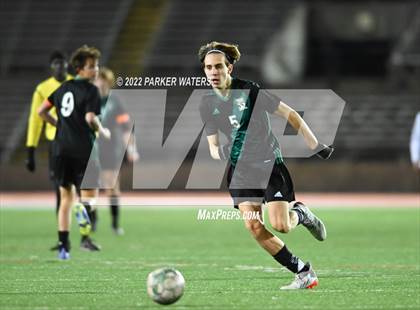 Thumbnail 3 in Bonnabel vs Benjamin Franklin (LHSAA Div II Regional) photogallery.