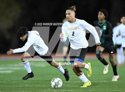 Thumbnail 2 in Bonnabel vs Benjamin Franklin (LHSAA Div II Regional) photogallery.