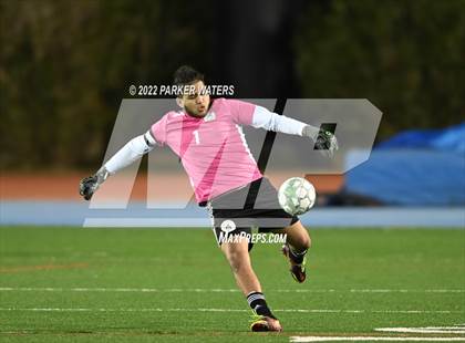Thumbnail 2 in Bonnabel vs Benjamin Franklin (LHSAA Div II Regional) photogallery.