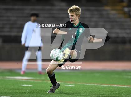 Thumbnail 2 in Bonnabel vs Benjamin Franklin (LHSAA Div II Regional) photogallery.