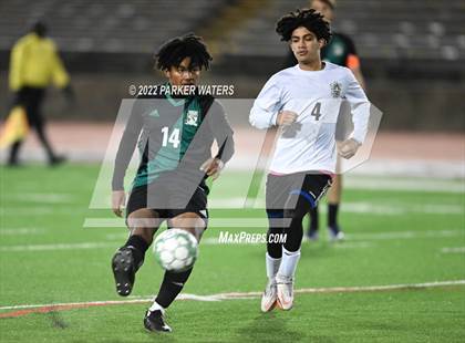 Thumbnail 2 in Bonnabel vs Benjamin Franklin (LHSAA Div II Regional) photogallery.