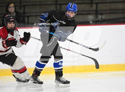 Thumbnail 3 in Hall vs. Masuk (CIAC DIII Quarterfinal) photogallery.