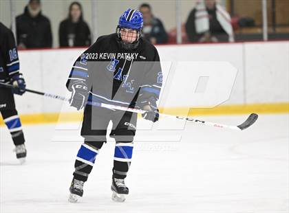 Thumbnail 1 in Hall vs. Masuk (CIAC DIII Quarterfinal) photogallery.