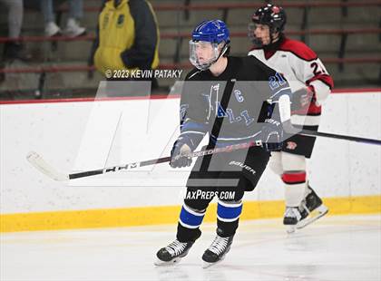 Thumbnail 2 in Hall vs. Masuk (CIAC DIII Quarterfinal) photogallery.