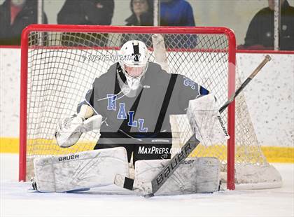 Thumbnail 3 in Hall vs. Masuk (CIAC DIII Quarterfinal) photogallery.