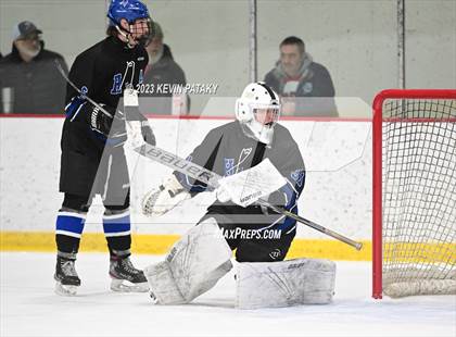 Thumbnail 2 in Hall vs. Masuk (CIAC DIII Quarterfinal) photogallery.
