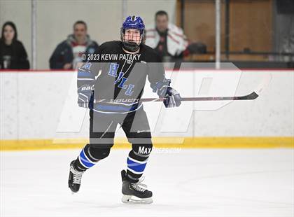 Thumbnail 2 in Hall vs. Masuk (CIAC DIII Quarterfinal) photogallery.