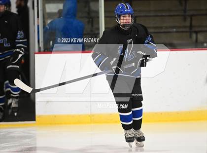 Thumbnail 2 in Hall vs. Masuk (CIAC DIII Quarterfinal) photogallery.