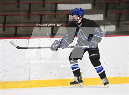 Thumbnail 2 in Hall vs. Masuk (CIAC DIII Quarterfinal) photogallery.