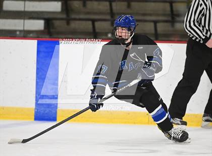 Thumbnail 2 in Hall vs. Masuk (CIAC DIII Quarterfinal) photogallery.