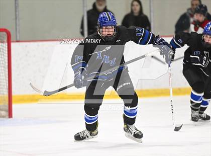 Thumbnail 1 in Hall vs. Masuk (CIAC DIII Quarterfinal) photogallery.