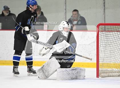 Thumbnail 1 in Hall vs. Masuk (CIAC DIII Quarterfinal) photogallery.