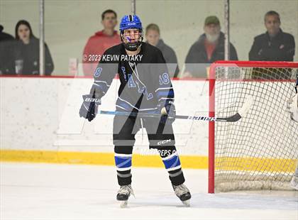 Thumbnail 2 in Hall vs. Masuk (CIAC DIII Quarterfinal) photogallery.