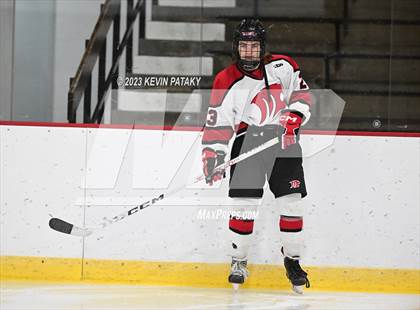 Thumbnail 1 in Hall vs. Masuk (CIAC DIII Quarterfinal) photogallery.