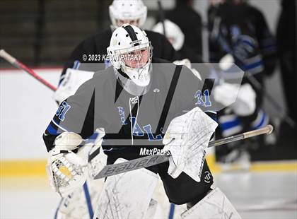 Thumbnail 3 in Hall vs. Masuk (CIAC DIII Quarterfinal) photogallery.