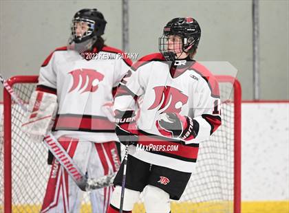 Thumbnail 2 in Hall vs. Masuk (CIAC DIII Quarterfinal) photogallery.