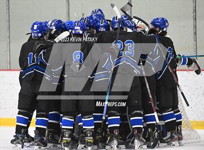 Thumbnail 1 in Hall vs. Masuk (CIAC DIII Quarterfinal) photogallery.