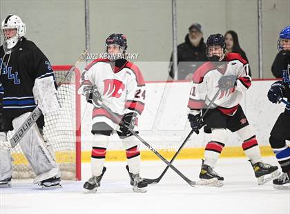 Thumbnail 3 in Hall vs. Masuk (CIAC DIII Quarterfinal) photogallery.