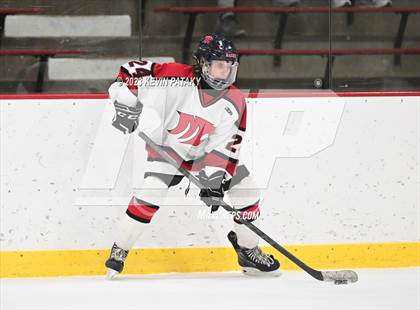 Thumbnail 2 in Hall vs. Masuk (CIAC DIII Quarterfinal) photogallery.