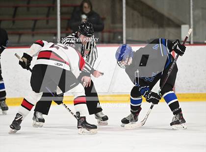 Thumbnail 2 in Hall vs. Masuk (CIAC DIII Quarterfinal) photogallery.