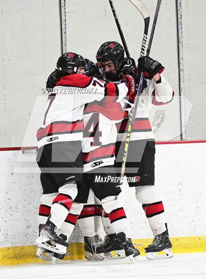 Thumbnail 2 in Hall vs. Masuk (CIAC DIII Quarterfinal) photogallery.