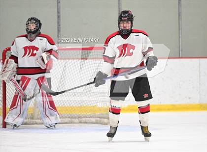 Thumbnail 2 in Hall vs. Masuk (CIAC DIII Quarterfinal) photogallery.