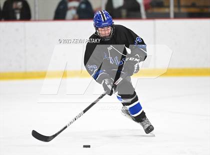 Thumbnail 3 in Hall vs. Masuk (CIAC DIII Quarterfinal) photogallery.